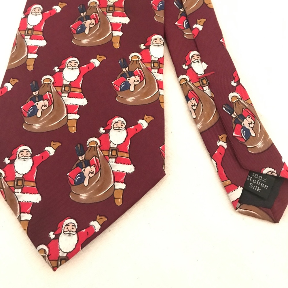 🎄100% Italian silk Christmas tie